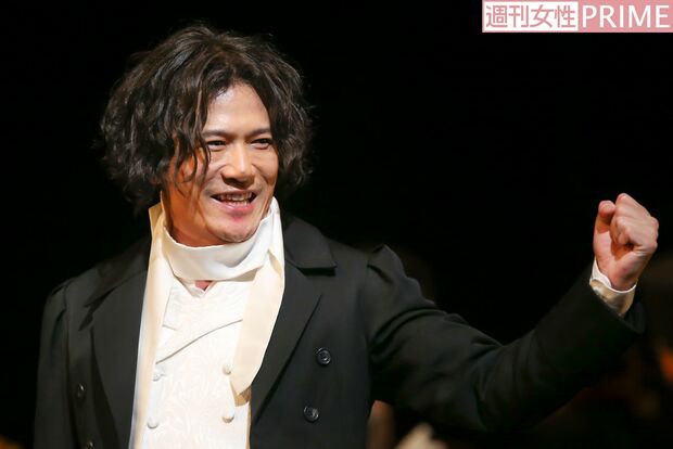 今は朝、昼、晩とベートーヴェン漬けの日々！　「朝は優しいソナタ、夜は激しい交響曲を聴いてます」と明かした