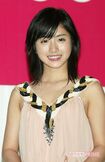 2005年5月、TBS『赤いシリーズ2005』制作発表での石原さとみ