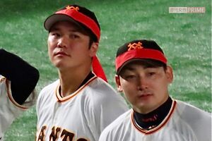 2022年11月23日、『ジャイアンツ・ファンフェスタ』に参加した坂本勇人選手と丸佳浩選手（ファン提供）