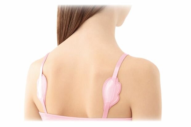 インナークリップ。現代人のニーズに合わせて考案されたもの。インナークリップはブラジャーに挟むタイプで、肌への負担も少ない（管理医療機器認証番号：301AGBZX00015000）