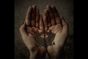 『PANDORA』のジャケットにも使われた写真（HYDEインスタグラムより）