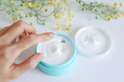 擦れや乾燥が気になるバストトップの保湿はマスト