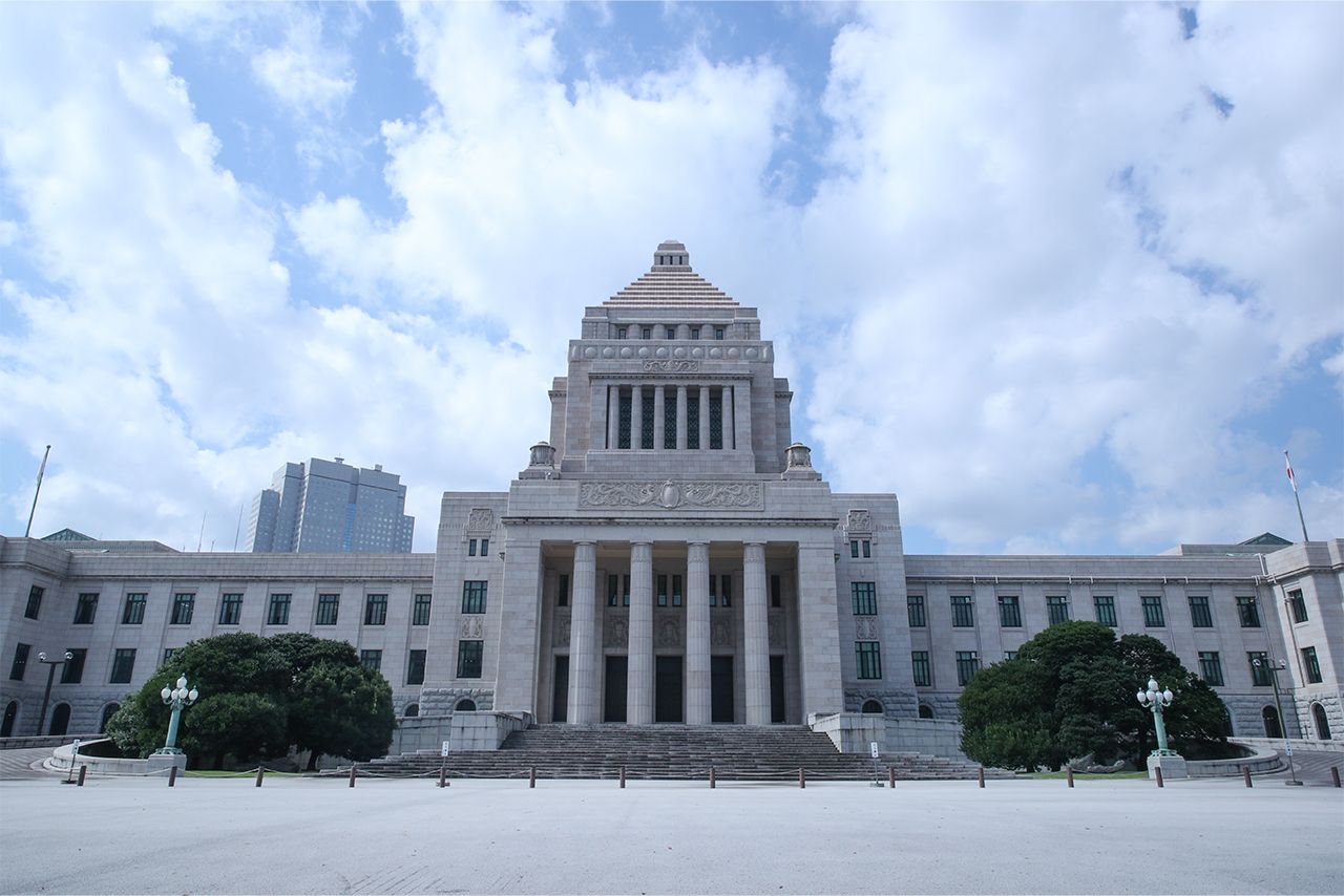 「独身税」と話題の『子ども・子育て支援金制度』の正体…政府は「実質負担なし」アピールも全世代に影響で国民から不満続出 | 週刊女性PRIME