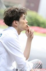 東啓介、藤田玲　撮影／森田晃博