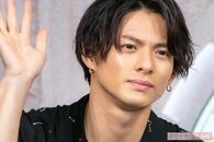 King & Princeのファン(ティアラ)がジャニーズ事務所の前で座り込み抗議を計画、Sexy Zoneライブでは“うちわ”で問題行動、心配されるカウコン生放送