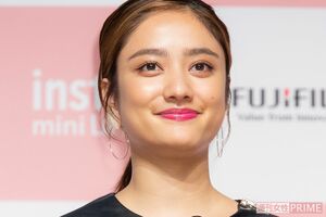 富士フイルムinstax“チェキ”新製品発表会での谷まりあ（'19年6月）