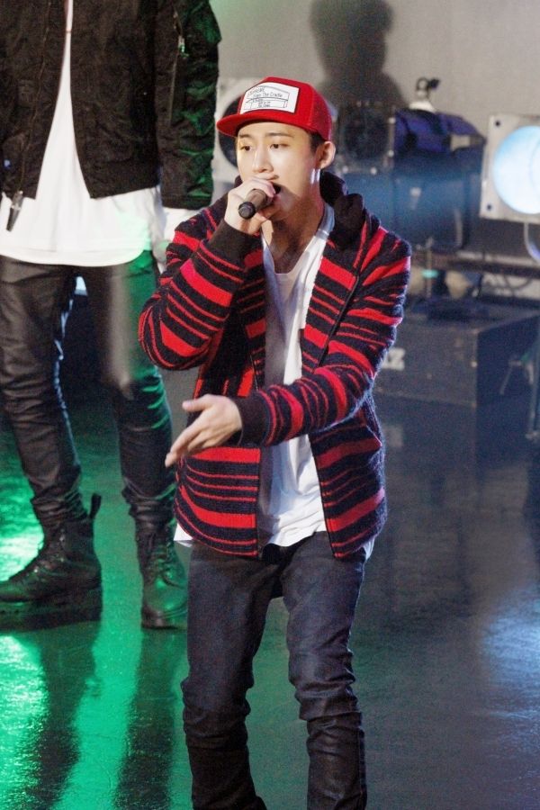 カリスマリーダー＆ラップ　ビーアイ/B.I（19）