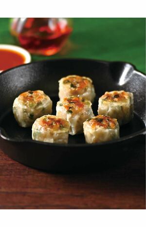 表面を焼いて食べるのもオススメだという崎陽軒の『ギヨウザ』（公式Xより）