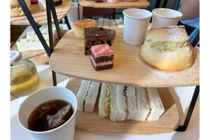 万博・英国館で提供されたアフタヌーンティー（Xで拡散されている投稿より）