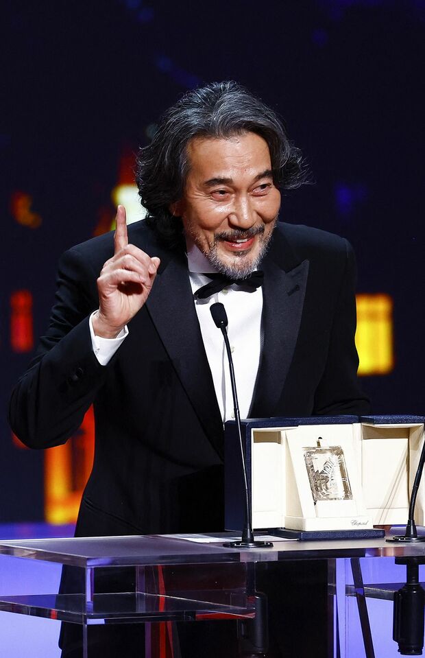 役所広司（67）『パーフェクト・デイズ』でカンヌ国際映画祭男優賞を受賞。柳楽優弥（33）以来、日本人俳優19年ぶりの快挙（写真／共同通信社）