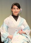  写真：'15年3月、『第31回浅草芸能大賞』授賞式で。能年は新人賞を獲得した