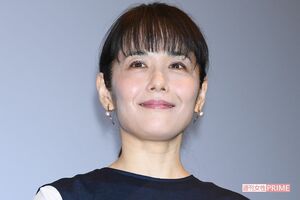 『純愛ディソナンス』で、ヒロイン（吉川愛）の母親・静を演じる富田靖子