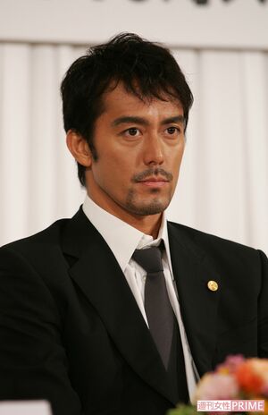 阿部寛 （'05年）