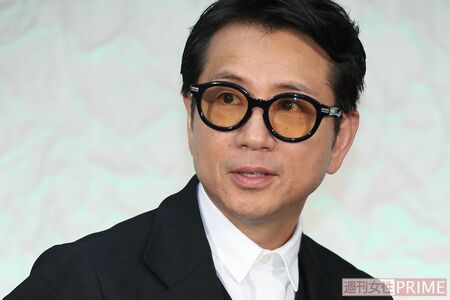 チェッカーズの初期作品を歌い、注目を集めつつある藤井フミヤ
