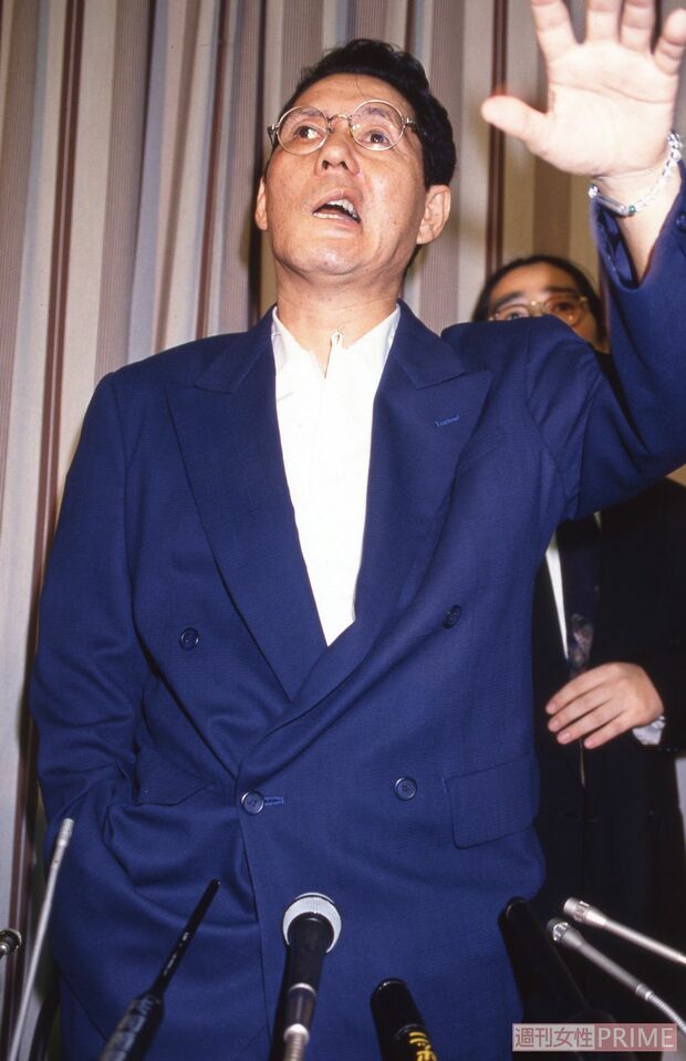 たけしの死生観を変えたといわれるバイク事故後の記者会見でのもよう