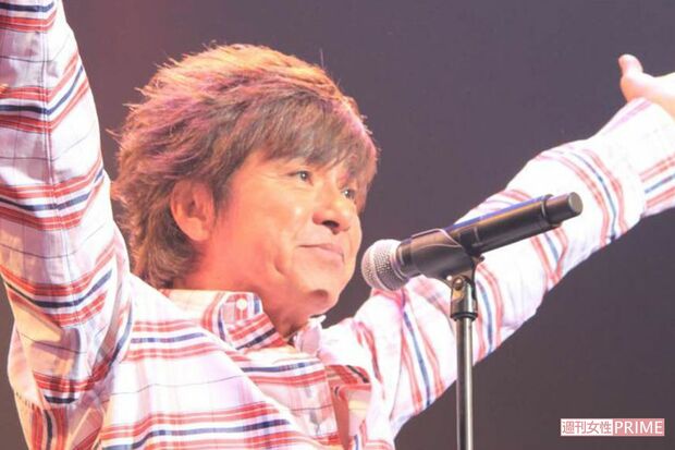 コンサートのフィナーレはやはりこの曲! Yの字のポーズで