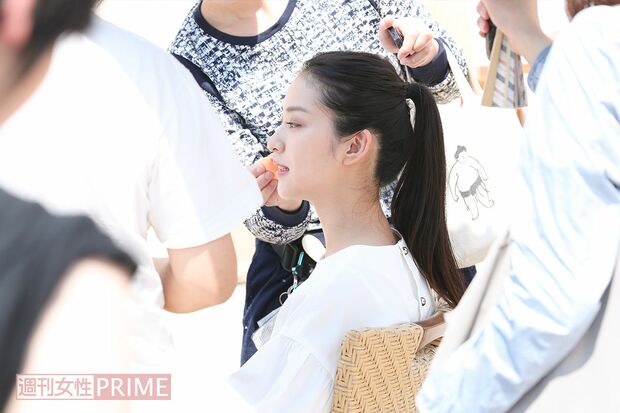 『黒革の手帖』（テレビ朝日系）の撮影現場で　撮影／吉岡竜紀