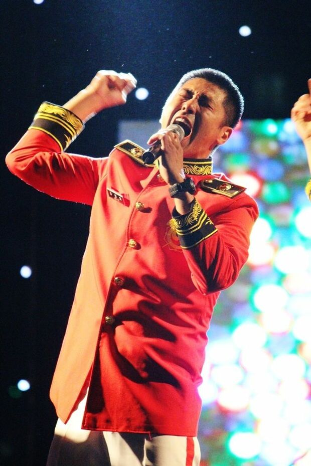 ユンホ 兵役イベントは東方神起の曲を4曲披露でファン歓喜