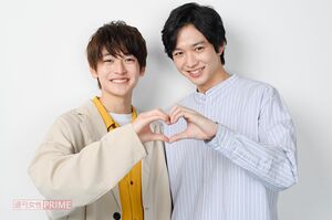 （左から）高橋文哉と鈴木仁         撮影／渡邉智裕