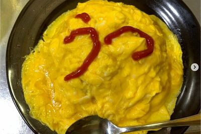 オムライスに「うつ」と書いて（小野容疑者のものと思われるツイッターより）