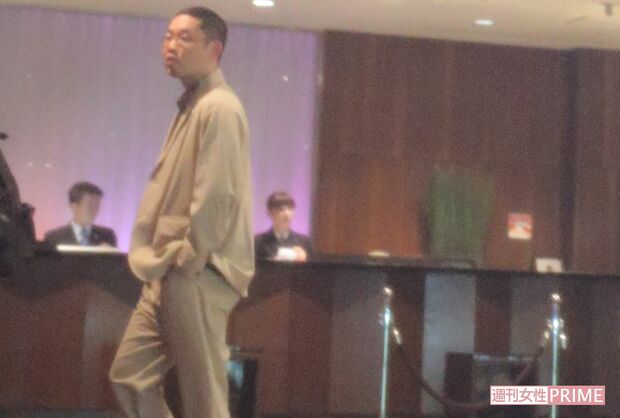 1次会に向かう今野