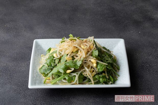 豆もやしと春菊のナムル　撮影／矢島泰輔