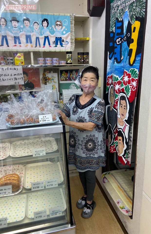 茅ヶ崎市の『清月』店主の高橋ツナ子さん。「今は夜の9時から支度してます。7時に寝てるので、睡眠時間は2時間だけです」