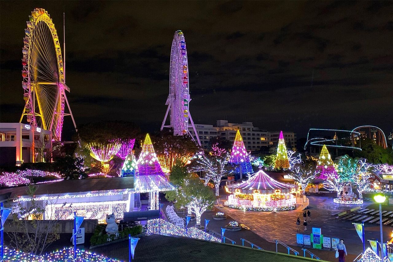 素人 投稿 写真 遊園地 ハプニング 枚 