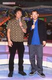 2001年3月、『ザ・世界仰天ニュース』発表会見に出席した笑福亭鶴瓶と中居正広