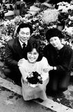 穂積隆信と娘の由香里は本のヒットで一躍、時の人となった