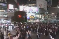 【W杯】ドイツ撃破で“渋谷スクランブル交差点”が大騒ぎに! 「今日だけは許して」「にわかが騒いでいるだ…