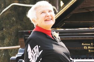 美智子さまより約10歳年上でもコンサートを続けるルースさん（写真は公式HPより）