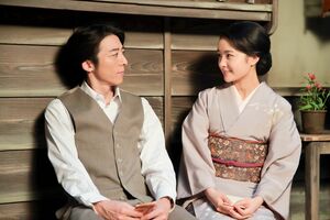 【来週の『わろてんか』】社長を辞任した伊能(高橋一生)に、映画への情熱を取り戻してほしいてん(葵わかな)は、北村笑店で一緒に映画を作ろうと持ちかけるが……。(c)NHK