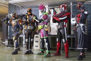 「エグゼイド&ゴースト」製作委員会 (C)石森プロ・テレビ朝日・ADK・東映