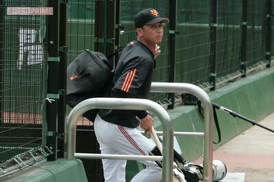 2008年7月、山本モナとの不倫発覚後に練習参加した二岡智宏