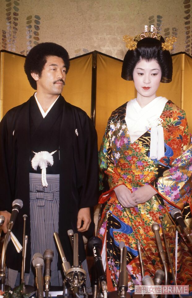具志堅用高の結婚披露宴は2000人もの招待客が呼ばれた（'81年）