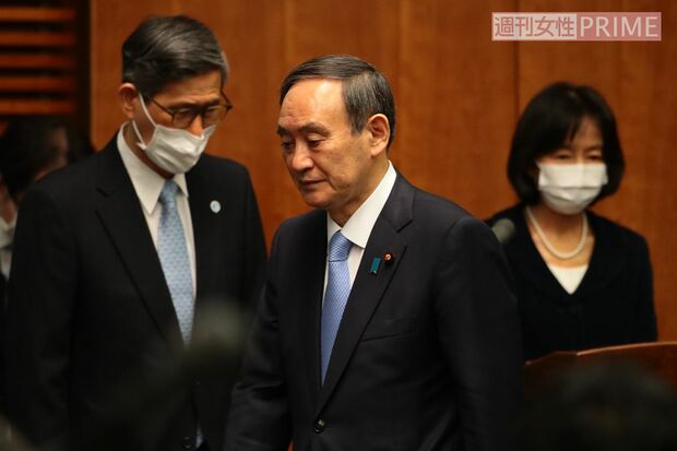 3月5日には就任後の“デビュー戦”となる総理記者会見を仕切った小野広報官