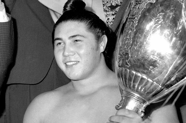 大鵬（写真／共同通信）