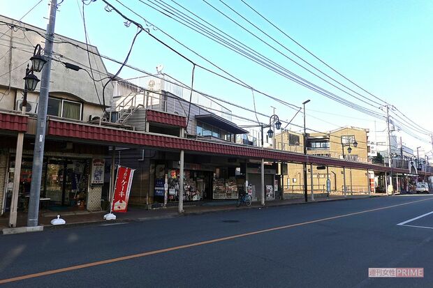 ドラマ『リブート』（TBS系）のロケ地となった武蔵すずらん通り商店街　撮影／編集部