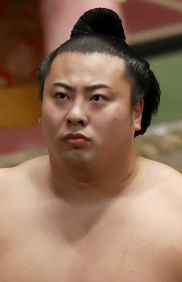 翔猿正也。「角界一リップクリームを使います」と美容への関心の高さをアピール。同じ銘柄のリップを5年間愛用中（写真／共同通信より）