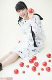 トマトが大好きだという芳根京子　撮影／廣瀬靖士