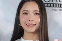 スキージャンプ高梨沙羅がオフ恒例「ランドセル8000個寄贈」活動に参加、“美人化”への辛辣反応を乗り越え…