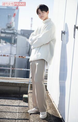 身長175cm、小顔でスタイル抜群！