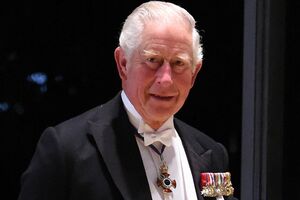 自らがんの公表を望んだというチャールズ国王。ヘンリー王子と関係修復も？