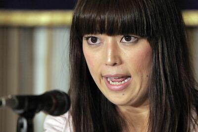「家賃滞納、500万円返金トラブル」セレブスクール創立者リナ・ローズ氏と“代表交代”の16歳息子は“元ア…