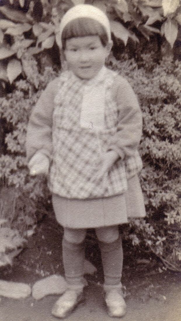 子ども時代の若宮さん。2、3歳くらい。幼いころから好奇心旺盛で負けず嫌いだった