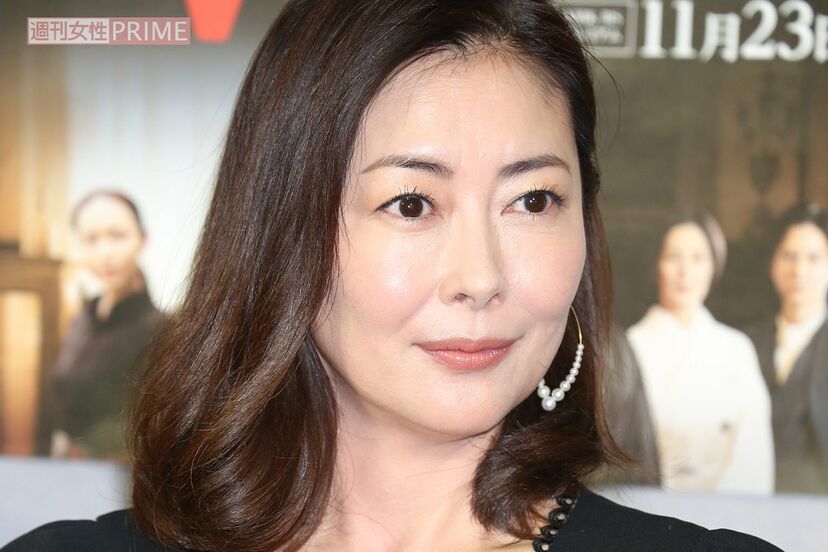 画像・写真】「印象変わってびっくり」中山美穂がSNS投稿した金髪お団子ヘアの“普段着”姿にファン驚愕、プロデュースルームウェアに込めた「休日は11時間」睡眠へのこだわり  | 週刊女性PRIME