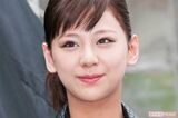 西内まりや「身内があるトラブルを…」芸能界引退を報告した投稿…
