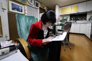 24時間営業に覚悟を決めて布団を廃棄。このイスが休憩スペース