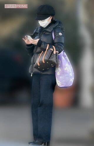 '21年1月、都内の高級マンションからタクシーで仕事に向かった鈴木奈々